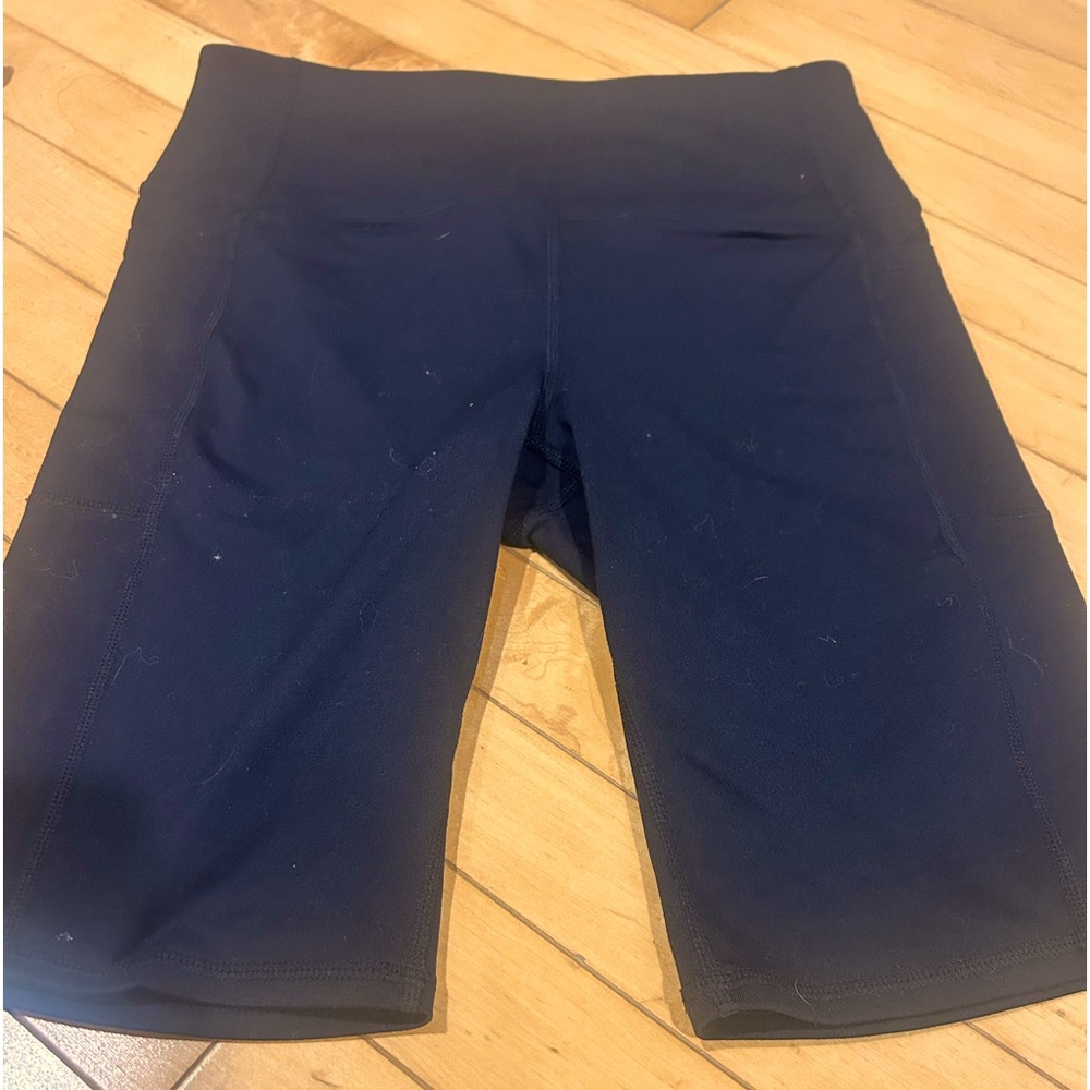Gym shorts long